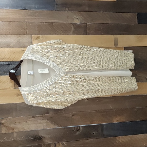 CHICO’S Womens Cap Sleeve  Poncho Stretch V Neck Top Gold Sequin Overlay - Picture 1 of 7